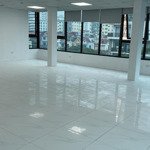 Cho thuê văn phòng đẹp lô góc vào ngay giá rẻ đẹp 100m2 có pccc đầy đủ, an ninh tốt 0902131683