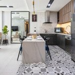 Cho thuê các loại phòng ngủ chung cư oriental plaza, 685 âu cơ, giá rẻ , trống sẵn, xem nhà dễ.