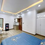 Căn hộ full nội thất tại 612 đê la thành - ba đình giáp đống đa - 5.8tr