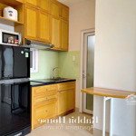 Căn hộ 1pn tách biệt/ full đồ dùng bếp/ bancol - cửa sổ view landmark - ngay cầu thị nghè - đh uef