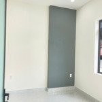 Bán nhà mới 1 trệt 1 lầu đã hoàn công ngay chợ bình đáng, gần kcn vsip