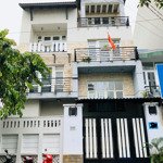 Mặt tiền ngang 8.1m khu họ lê, diện tích: 152m2 1 trệt 3 lầu đúc kiên cố giá: 18.5 tỷ tl