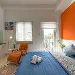 Căn hộ studio full nội thất quận 8 có ban công và cửa sổ thoáng mát
