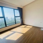 Cần bán căn 1 phòng ngủ 1 vệ sinh33m2 view btđ ban công đn toà s3 sky oasis. liên hệ: 0964007130 ạ