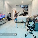 Chính chủ cần sang căn nhà 70m2/ 1ty950 nằm ở bình nhâm 01 thuận an bình dương sổ sẵn công chứng