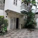 Cho thuê nhà riêng sân vườn đẹp, ở hoặc văn phòng, trung tâm tại ngọc hà, ba đình, hà nội, 220 m2