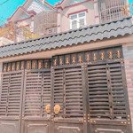 Nhà lầu sân xe hơi giá rẻ gần siêu thị big c giá 4 tỷ 2 tl