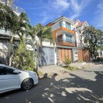 Siêu phẩm! biệt thự mặt tiền đường d3 (16m) kdc nam long giá đầu tư, liền kề the global city. lvcc
