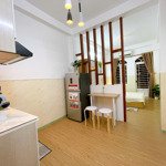 Cho thuê phòng bancol hẻm an ninh ngay cầu công lý_chung cư terra royal q3