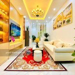 Nhà đẹp ở ngay tôn đức thắng - ngõ thông trước nhà sân rộng thoáng sáng - gần phố 35m2*4t - 3 pn
