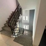 Nhà 160m2 gò vấp 12tr 4 phòng ngủ