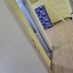 Phòng mới sơn đẹp như mới, lầu 2, máy lạnh, gác, cửa sổ, nhiều tiện ích, lê lai p3 gò vấp tphcm