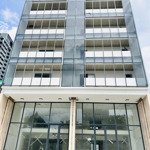 Tòa nhà đẹp mới xây cho thuê khu sân bay, quận tân bình, 10x20m, hầm 1t6l, 180 tr/tháng