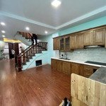 Cho thuê nhà tại kđt văn khê, hà đông. dt 50m2*5 tầng. giá 16,5 triệu/th. lh ms. thắm 0972.367.270