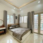 Cho thuê chung cư mini studio, 30m2 ban công siêu lớn tại trần phú, p 4, q5, hcm