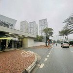 Bán nhà,xuân la, xuân đỉnh,tây hồ, dt: 48m2, mt: 4,8m, giá12.2tỷ lô góc kinh doanh đỉnh.