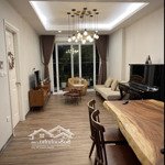 Cần bán ch thông tấn xã, 3pn 2wc, bc: đn, full nội thất - tầng trung căn góc - sổ đỏ - chỉ hơn 5 tỷ