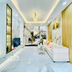 Sau tết bán gấp nhà hẻm đ.3/2,p14, quận 10, dt 45m2, giá 2tỷ860, đang có hđ thuê sẵn 13,5tr/th, shr
