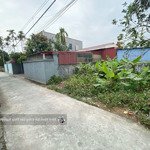 Chính chủ gửi bán lô đất mặt đường thông phường hoa động.