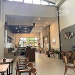 Cho thuê mbkd đường láng, đống đa, hanoi. tổng s 250m2. kinh doanh đa dạng mô hình