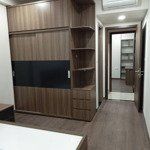 Cần cho thuê gấp căn hộ 3pn ht pearl