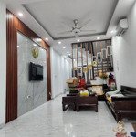 Hiếm nhà dân xây đơn lập 4 tầng oto đỗ cửa, vài bước ra đường oto tránh đỗ ngày đêm tại an thọ