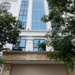 Cho thuê nhà hoàng cầu- đống đa 65m2 x 6t, thông sàn mt 6 mét, thang máy cuối nhà, ddh âm trần 45tr