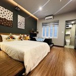 Máy in tiền đẳng cấp phố giảng võ
thang máy nhập khẩu , ngõ oto ngủ trong nhà , 2 thoáng vĩnh viễ