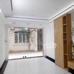 Nhà tt cầu giấy-6 tầng thang máy mới tinh-ô tô ngủ trong nhà-nhà đẹp nội thất sang trọng và tinh tế