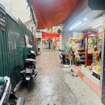 Chính chủ bán nhà lê duẩn dt 32m2, mt 3.7m, ngõ kinh doanh, lô góc, gần công viên thồng nhất