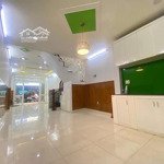 Bán nhà mặt tiền chợ an nhơn vị trí cực đẹp, kinh doanh sầm uất - 54m2 - trệt lầu - 4,950tỷ