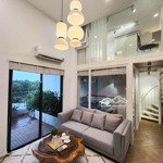 Cho thuê căn duplex 2 phòng ngủ 1 vệ sinhđủ đồ view hồ ban công đn toà park 1 ecopark. liên hệ: 0964007130 ạ