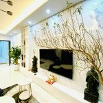 đầu tư dòng tiền.nhà đẹp dân xây 5 tầng.91m mt4,3.vỉa hè 7m vừa để ở kinh doanh tốt