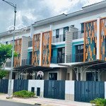 Căn liên kế 3 tầng view công viên dự án sun casa central cần bán gấp