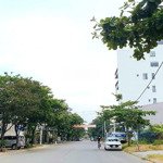 Bán lô mt phạm kiệt đường 11m5 sát biển mỹ khê chỉ 200m giá đầu tư