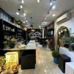 Rẻ nhất q3. chính chủ cần siêu phẩm mặt phố nguyễn thiện thuật p2 q3, 28 tỷ, 41 m2, 3pn, 3wc
