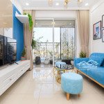 Cho thuê căn hộ 1 phòng ngủ52m2 giá cực chất tại sky center, phổ quang, tân bình, hcm