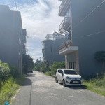 Cần bán lô đất nằm trong quần thể vinhomes đan phượng.