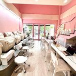 Sang mặt bằng đẹp, làm spa, nail phú mỹ hưng. q7