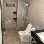 Bán gấp nhà mặt phố nguyễn văn cừ, 9,8 tỷ, 68m2, 6pn, 6wc, long biên, hà nội