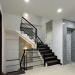 Cho thuê tòa nhà hoàng dư khương, p.12, q.10 giá chỉ 130 triệu/tháng (chưa vat)