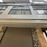 Vip hồ tùng mậu-lô mới-gara oto-thang máy-trước nhà oto đỗ tránh ngày đêm-tiện ích -dân trí cao