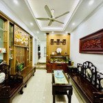 Rẻ nhất khu đô thị thành phố giao lưu, biệt thự gần hồ, đối diện công viên, mặt tiền 12m, 190m2*4t.