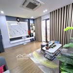 Bán tòa nhà vương thừa vũ 7 tầng, thang máy, thông sàn, phân lô quân đội, ô tô đỗ cửa, dt 50m
