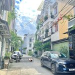 Cực đẹp. sát phạm văn đồng, 4 tầng mới, 164m2, đường xe tải, full nội thất. 6 tỷ 6 tl