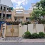 Bán biệt thự mặt tiền tân canh, phường 1, quận tân bình.