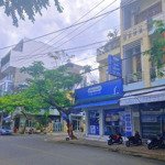Bán nhà mặt tiền đường lạc long quân