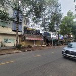 Chính chủ bán nhà mặt tiền kinh doanh đường nguyễn hữu cảnh phường phú thọ, thủ dầu một.