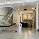 Biệt thự view hồ lakeview city cần cho thuê dt 8x22m 2 lầu full nội thất đẹp giá 35tr lh 0902872670