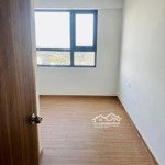 Mình chính chủ bán gấp căn hộ 2pn đông hòa, dĩ an. giá đã bao gồm thuế phí ạ